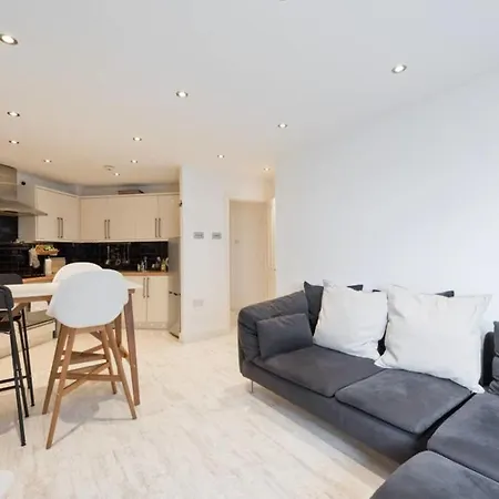 Water View Modern 2 Bedroom In City Centre Cha635 Apartment *